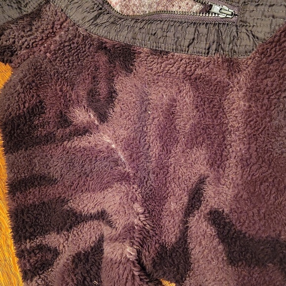 SoundStyle 3/4 Zip Camo Sweatshirt - Picture 10 of 11